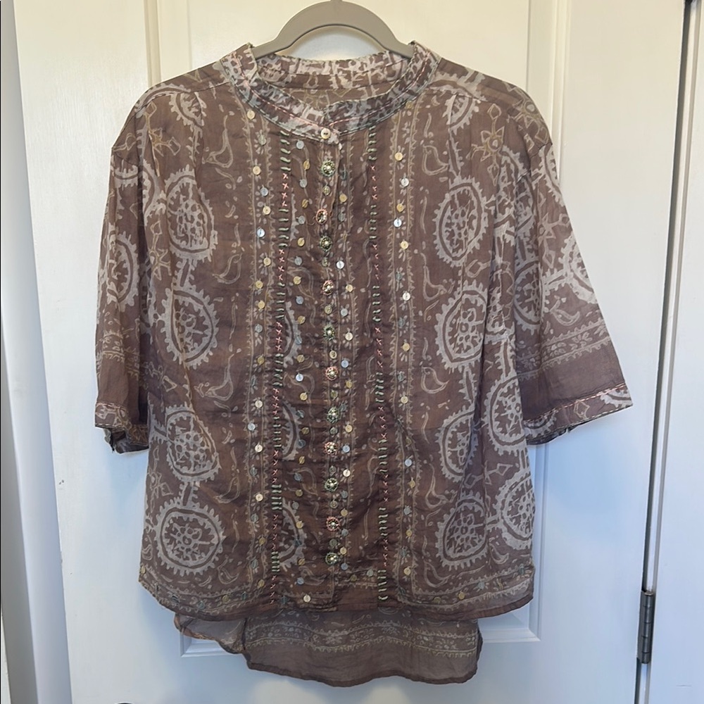 Brown and Tan 3/4 Sleeve Embroidered Blouse